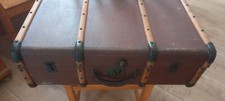 Alter Reisekoffer um 1930 |