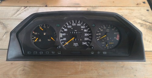Mercedes benz w124 tacho - mercedes,