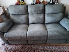 1 Kautsch     Grau    sitze zum ausfahren