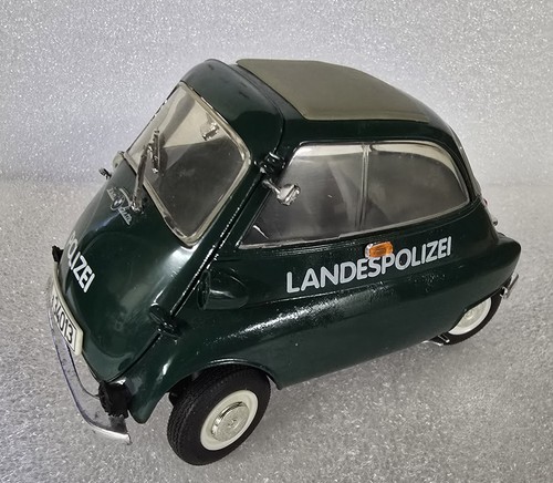 Revell bmw 250 - 1/18,