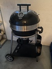 Holzkohlegrill von Jamie Oliver