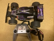 Ferngesteuertes Auto, Carrera mit Fernbedienung, Akku