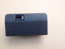 B787/   Peugeot 605 Oldtimer  Aschenbecher Ascher