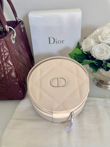 Dior beauty vanity - beauty,
