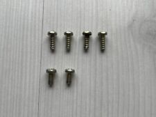 Gehäuse Schrauben •