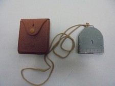 Bezard Kompass Mit Tasche   Ungereinigter Fundzustand