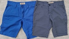 2 Kurze Hosen / Shorts / Chino