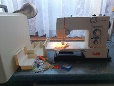 Toyota   Modell 5000 Nähmaschine