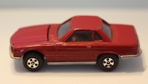 The ertl mercedes benz - ,