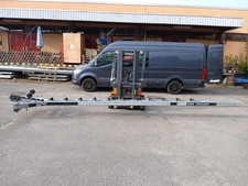 Stahl Traverse 16 Kielrollen