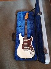 Fender American Professional II HSS Stratocaster - Top Zustand