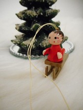 Baumanhänger DDR/Erzgebirge ★Engel auf Schlitten★ Holz Aufhänger Baumschmuck ?