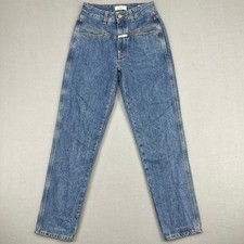 Closed Pedal Pusher High Waist