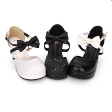 Gothic Lolita Schwarz Weiß