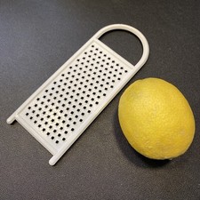 Zitronenreibe Mini Reibe