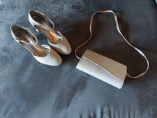 White Lady Pumps Grösse 37 und Clutch,goldglitzerfarben,neuwertig