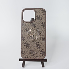 Apple iPhone 16 Pro Max Hülle | Backcover B-Ware braun gold GUESS Schrift & Logo