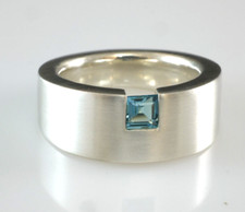 Ring 925 Sterlingsilber mit Gold Blautopas Gr 51 mit Blautopas
