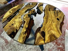 Runder Tisch aus klarem