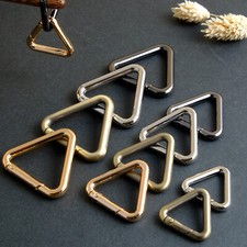 Karabinerhaken Dreieck