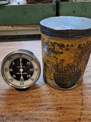 Stewart warner revcounter - stewart,