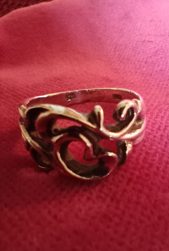 Eleganter ornament ring aus - ornament-ring,