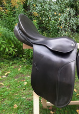 Dressursattel Sattlerei Hock