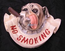 Bulldogge Figur No Smoking