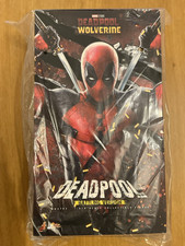 HOT TOYS - Deadpool &