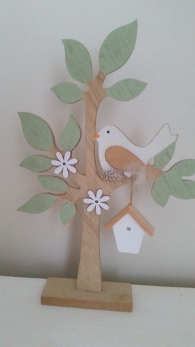 Baum mit vogel und vogelhaus - baum,