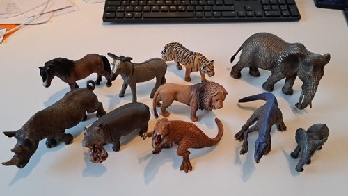 Stk verschiedene schleich - 10,