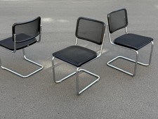 1/8 Thonet S32 N Schwarz Chrom