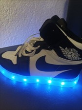 Kinder LED High Sneaker (Neu) Leuchtende Schuhe 33 