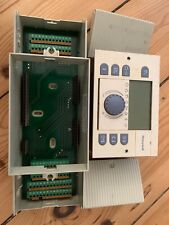 Honeywell SDC3-40PM Heizungsregler mit SWS-12 Wandsockel