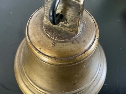 Alte schwere metall glocke - alte, metall-glocke