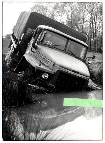 Foto ural 375 auf gelände - 375,