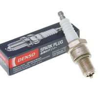 Zündkerze DENSO W22ESR-U Roller Mofa Moped Quad China 2T CPI OLIVER CITY 2006 -