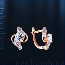 Ohrringe mit Swarovski CZ