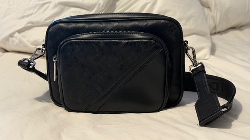 Fendi leder umhängetasche - fendi,