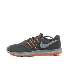 Nike Herren Run Swift Sneaker