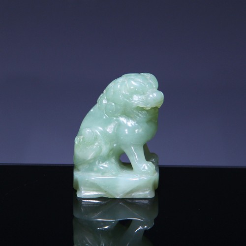 Chinese jade carving foo dog - -,