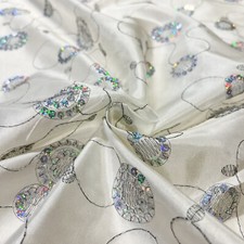 Bestickter Taft Stoff Muster