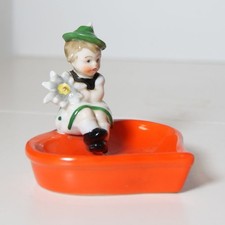 Herzschale mit mädchenfigur - herzschale,
