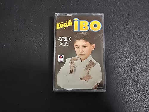 Küçük ayrılık - –,