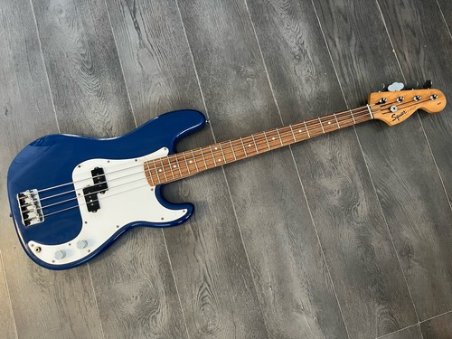 Squier bass - squier,