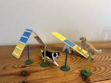 Schleich Hunde-Agility Originalset mit einem zusätzlichen Hund