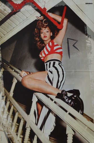 Rihanna poster - -, (42x28cm)