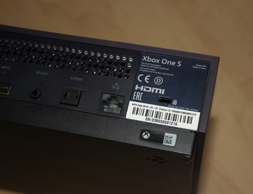 Xbox one konsole 1tb mit - s,