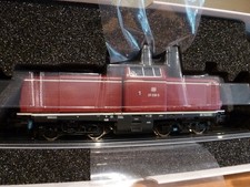 Roco Diesellok H0  52526 Gleichstrom  -  Br 211 236-5