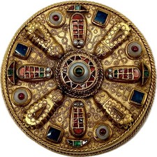 Große Pracht-Scheibenfibel, handgeschliffene Almandine, Rubine, Smaragde, Saphir